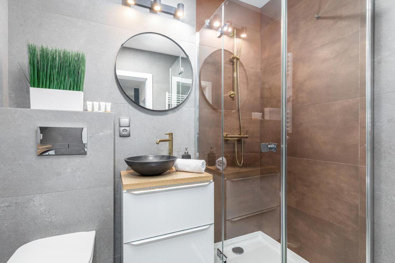Apartamenty Wyspa Solna By Noclegi Renters Колобжег Екстериор снимка