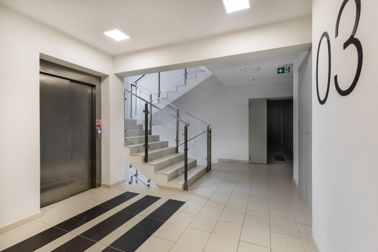 Apartamenty Wyspa Solna By Noclegi Renters Колобжег Екстериор снимка